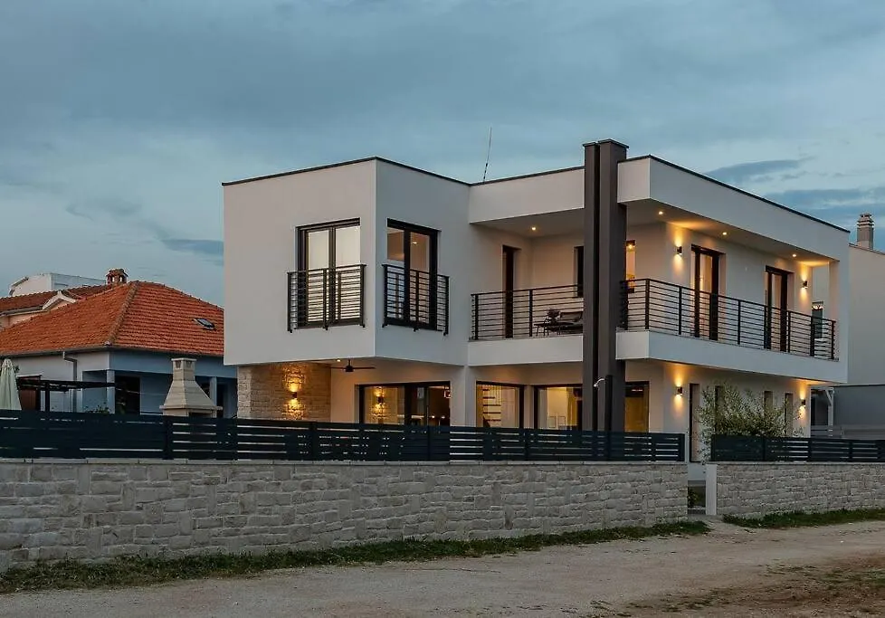 Brand New Villa Olivia 30M From The Sea With Heated Pool And Jacuzzi Zaton
