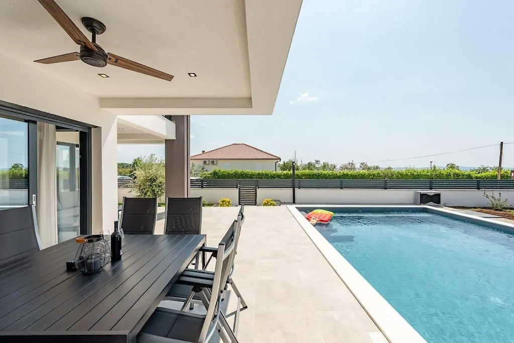 Brand New Villa Olivia 30M From The Sea With Heated Pool And Jacuzzi Zaton