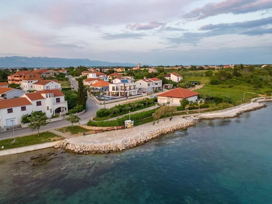 Brand New Villa Olivia 30M From The Sea With Heated Pool And Jacuzzi Zaton